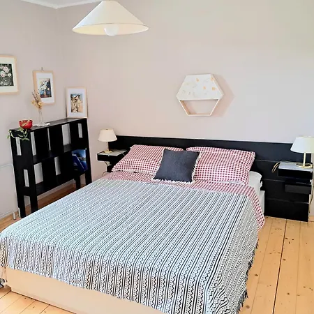 Comfy And With Bikes Apartman