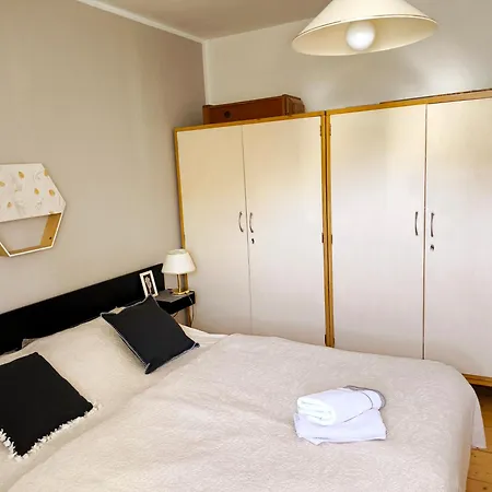 Апартаменты Comfy And With Bikes