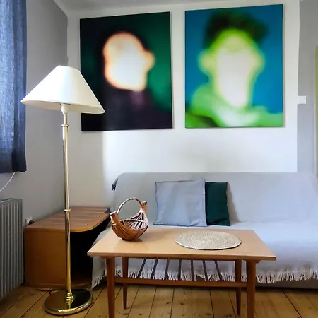 Comfy And With Bikes דירה בוהין